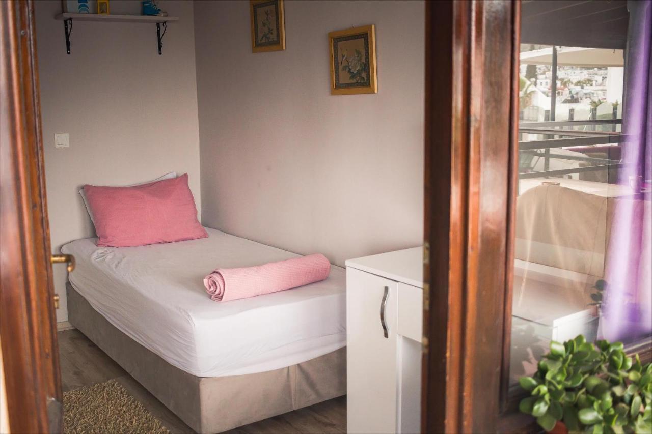 La Luna Hostel Bodrum Exterior photo